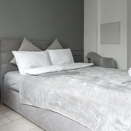 Cozy Apartment In Prime Location With Balcony - Hotel Comfort In 2 Room Apartment In Cologne Neumarkt - City Loft 11 - ภายนอก รูปภาพ