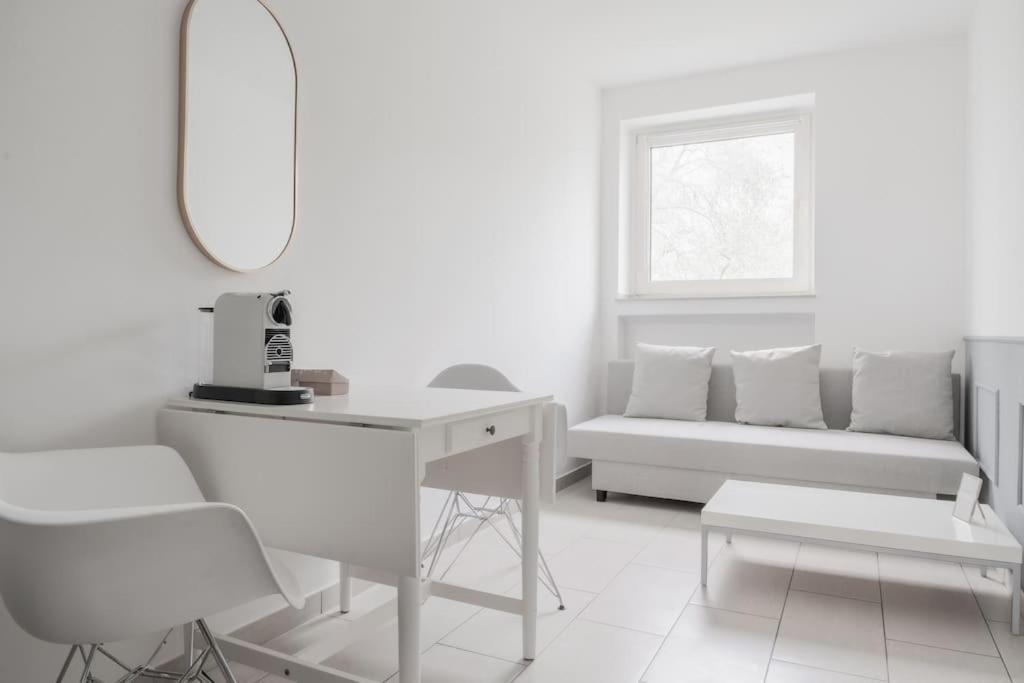 Cozy Apartment In Prime Location With Balcony - Hotel Comfort In 2 Room Apartment In Cologne Neumarkt - City Loft 11 - ภายนอก รูปภาพ